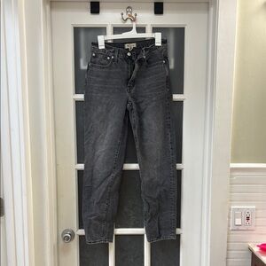 Black/Grey Madewell Mom Jeans!